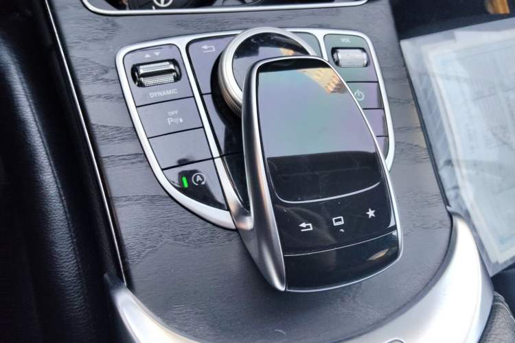 Used Mercedes-Benz C-Class 2016 C 180 L Sport Edition Gear Lever