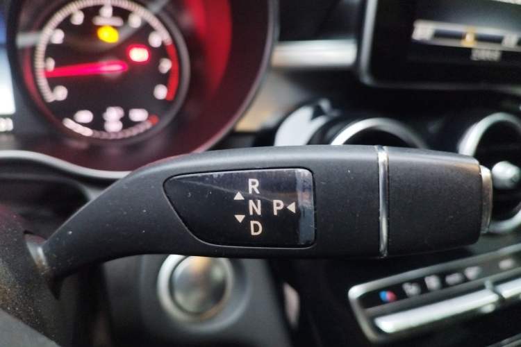 Used Mercedes-Benz C-Class 2016 C 200 Sport Edition Gear Lever