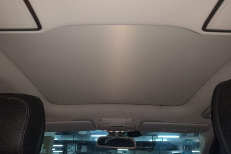 Used Mercedes-Benz C-Class 2016 C 200 L Sport Edition Headliner