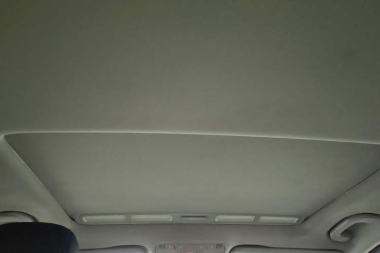 Used Mercedes-Benz C-Class 2016 C 180 L Sport Edition Headliner