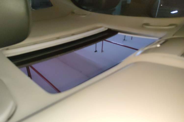 Used Mercedes-Benz C-Class 2016 C 180 L Headliner