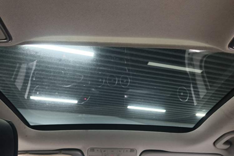 Used Mercedes-Benz C-Class 2016 C 200 L Sport Edition Headliner