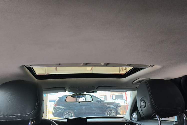 Used Mercedes-Benz C-Class 2016 C 180 L Sport Edition Headliner