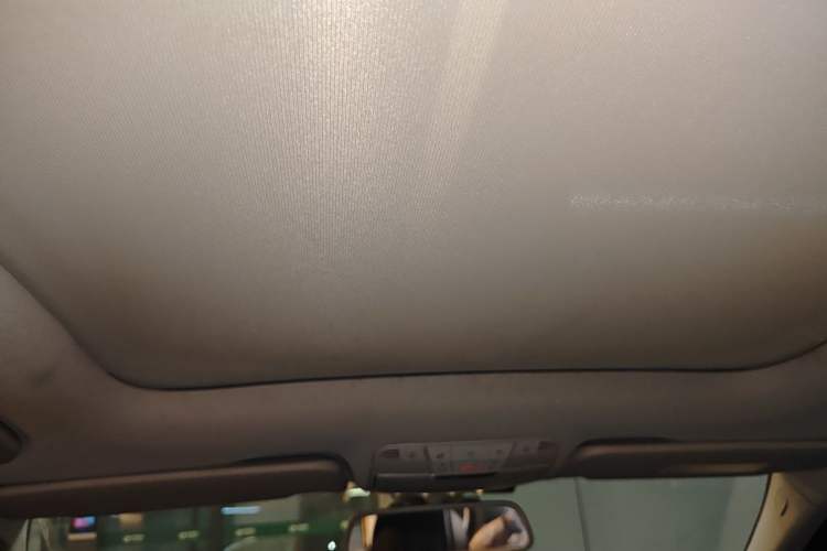 Used Mercedes-Benz C-Class 2016 C 200 L Sport Edition Headliner