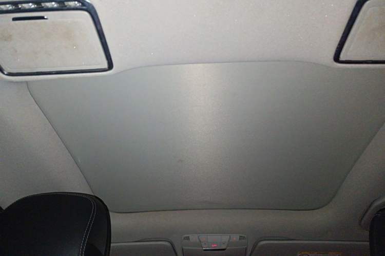 Used Mercedes-Benz C-Class 2016 C 200 L Sport Edition Headliner