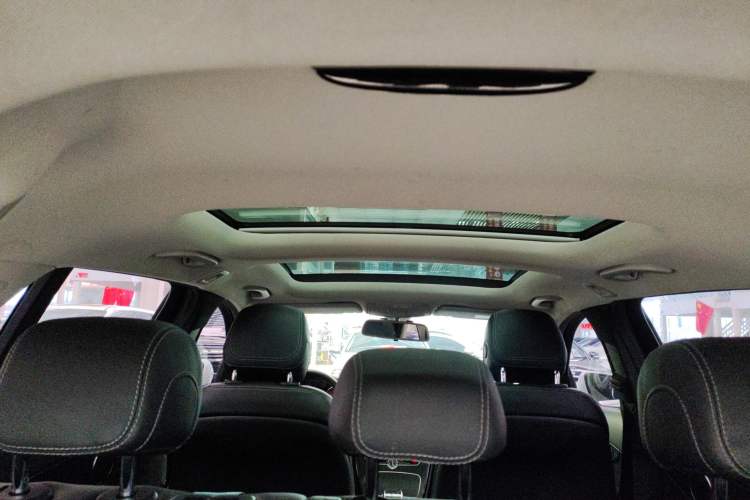 Used Mercedes-Benz C-Class 2016 C 180 Estate Headliner