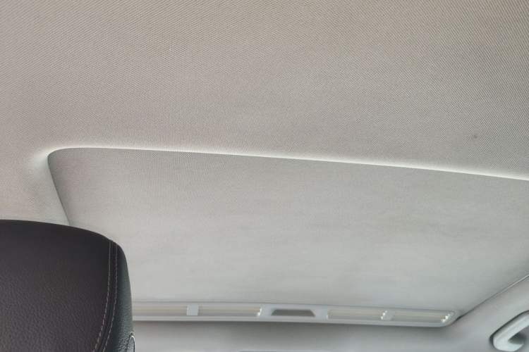 Used Mercedes-Benz C-Class 2016 C 180 L Sport Edition Headliner