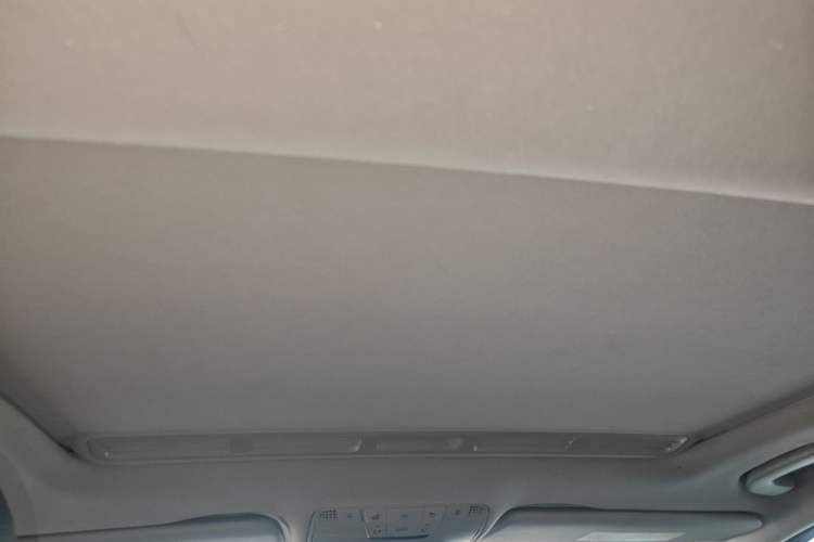 Used Mercedes-Benz C-Class 2016 C 180 L Sport Edition Headliner