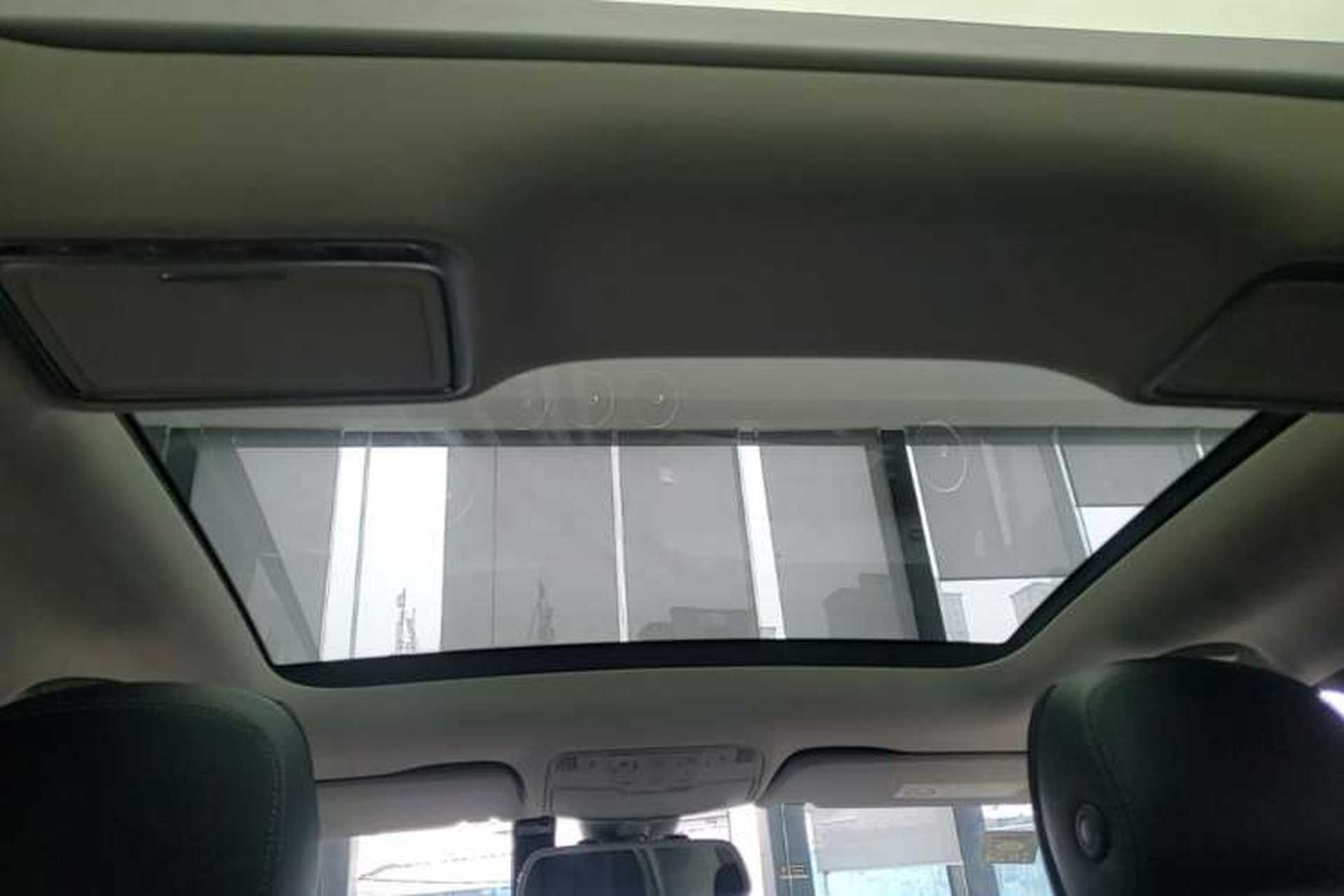 Used Mercedes-Benz C-Class 2016 C 200 L Sport Edition Headliner