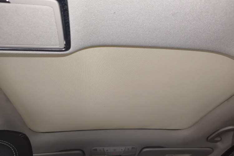 Used Mercedes-Benz C-Class 2016 C 200 L Sport Edition Headliner