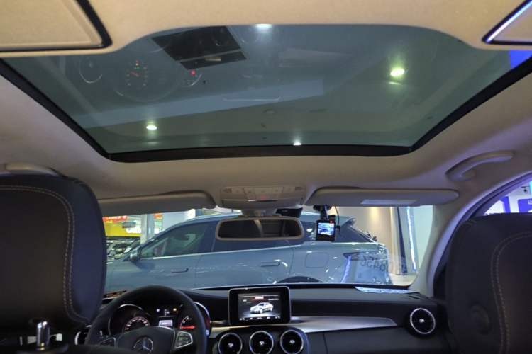 Used Mercedes-Benz C-Class 2016 C 200 L Sport Edition Headliner