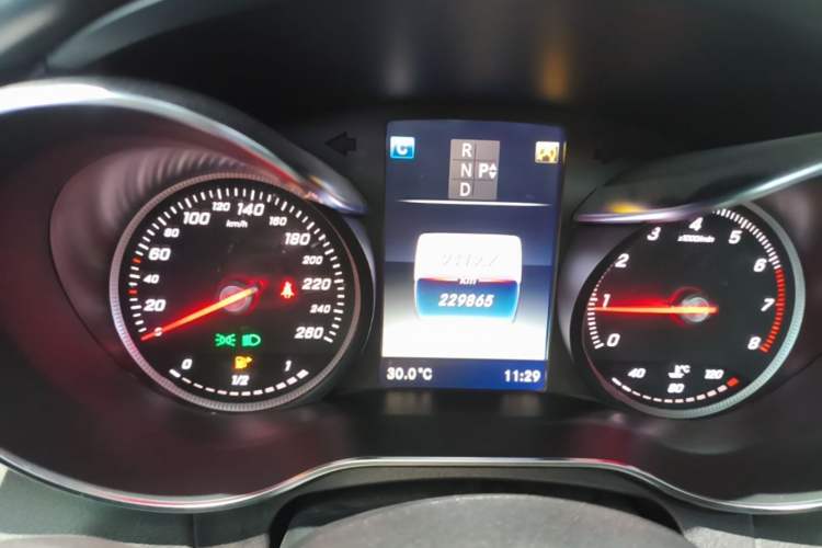 Used Mercedes-Benz C-Class 2016 C 180 L Sport Edition Instrument Cluster