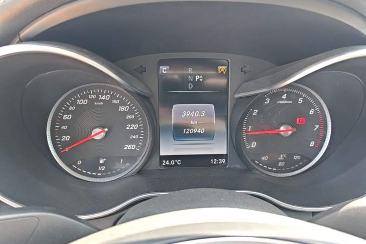 Used Mercedes-Benz C-Class 2016 C 200 L Sport Edition Instrument Cluster