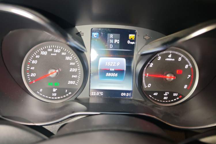 Used Mercedes-Benz C-Class 2016 C 200 L Sport Edition Instrument Cluster