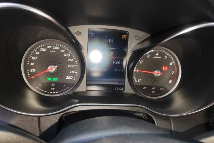 Used Mercedes-Benz C-Class 2016 C 200 Sport Edition Instrument Cluster