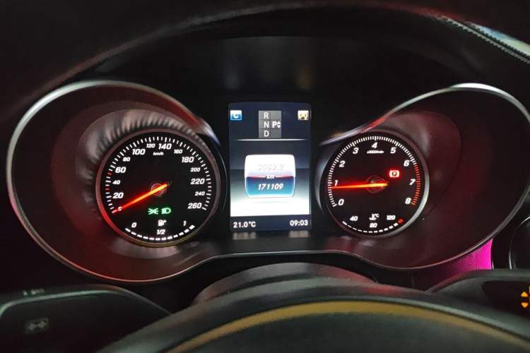 Used Mercedes-Benz C-Class 2016 C 180 L Sport Edition Instrument Cluster
