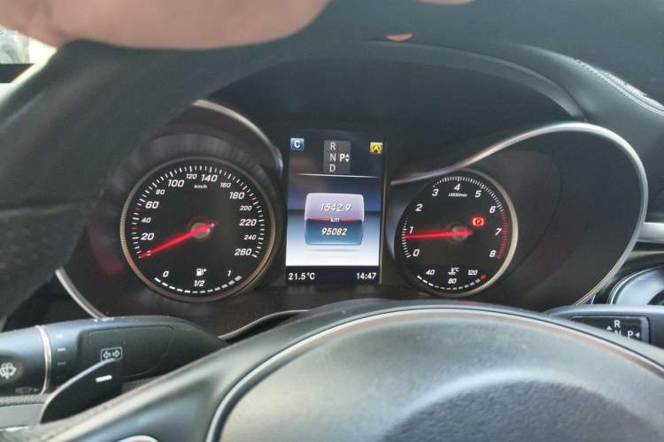 Used Mercedes-Benz C-Class 2016 C 180 L Instrument Cluster