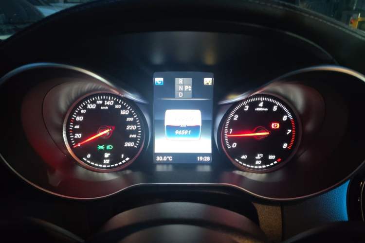 Used Mercedes-Benz C-Class 2016 C 200 L Sport Edition Instrument Cluster