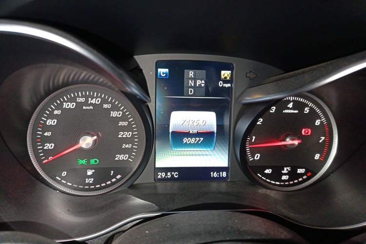 Used Mercedes-Benz C-Class 2016 C 200 L Sport Edition Instrument Cluster