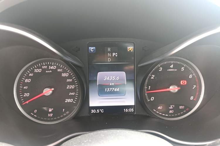 Used Mercedes-Benz C-Class 2016 C 200 L Sport Edition Instrument Cluster