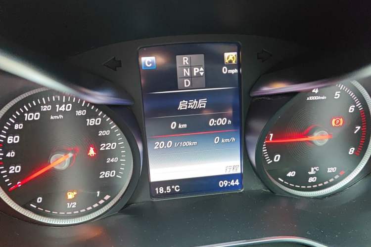 Used Mercedes-Benz C-Class 2016 C 200 L Sport Edition Instrument Cluster