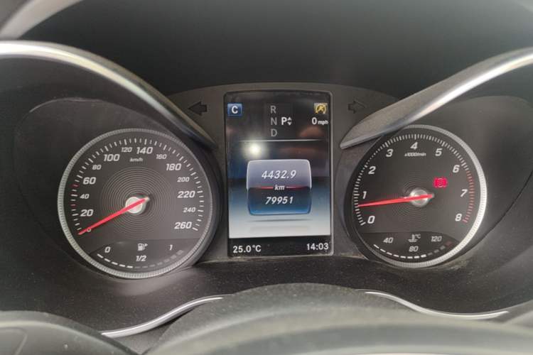 Used Mercedes-Benz C-Class 2016 C 200 L Sport Edition Instrument Cluster