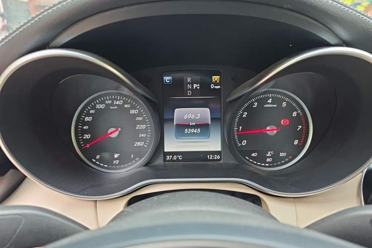 Used Mercedes-Benz C-Class 2016 C 180 L Sport Edition Instrument Cluster