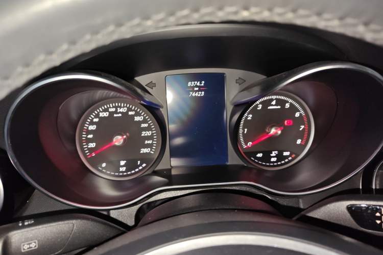 Used Mercedes-Benz C-Class 2016 C 180 L Instrument Cluster