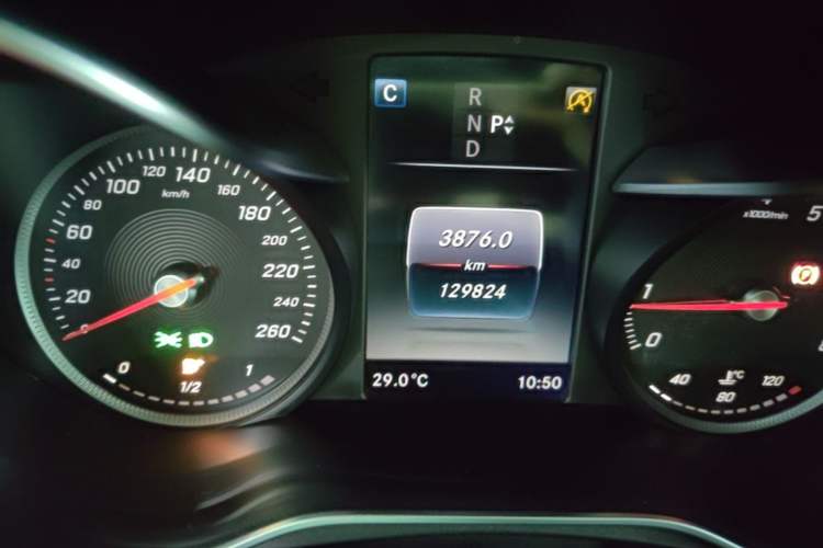 Used Mercedes-Benz C-Class 2016 C 180 L Sport Edition Instrument Cluster
