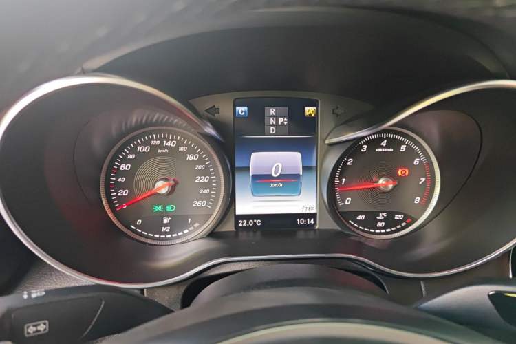 Used Mercedes-Benz C-Class 2016 C 180 L Sport Edition Instrument Cluster