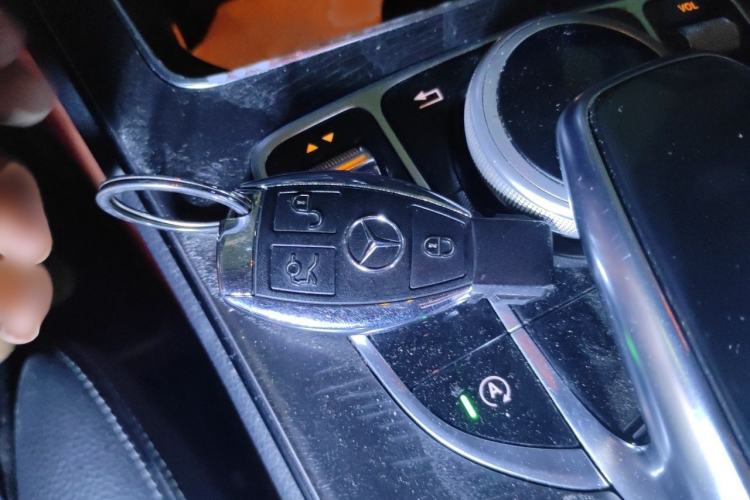 Used Mercedes-Benz C-Class 2016 C 200 L Sport Edition Interior 1