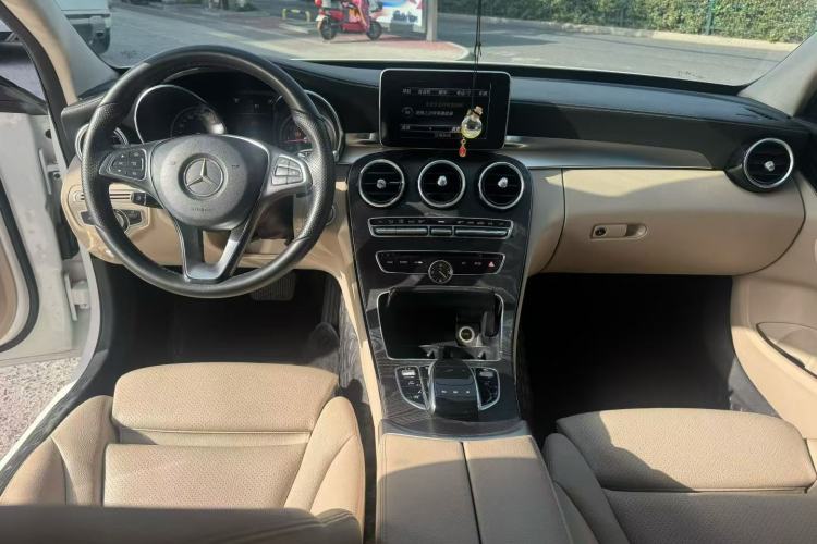 Used Mercedes-Benz C-Class 2016 C 180 L Sport Edition Interior 1