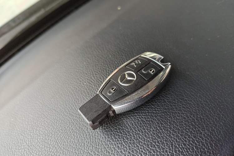 Used Mercedes-Benz C-Class 2016 C 200 Sport Edition Interior 1