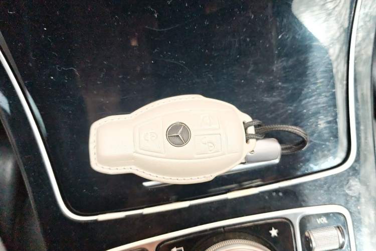 Used Mercedes-Benz C-Class 2016 C 200 Sport Edition Interior 1