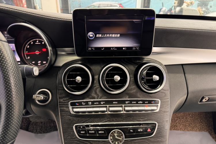 Used Mercedes-Benz C-Class 2016 C 200 L Sport Edition Interior 1