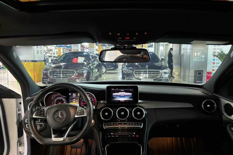 Used Mercedes-Benz C-Class 2016 C 200 Sport Edition Interior 1