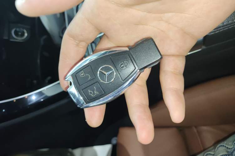 Used Mercedes-Benz C-Class 2016 C 200 Coupe Interior 1