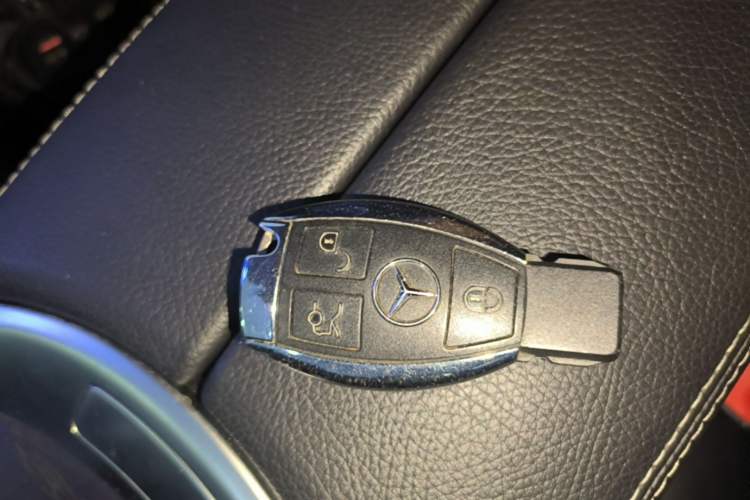 Used Mercedes-Benz C-Class 2016 C 200 L Sport Edition Interior 1