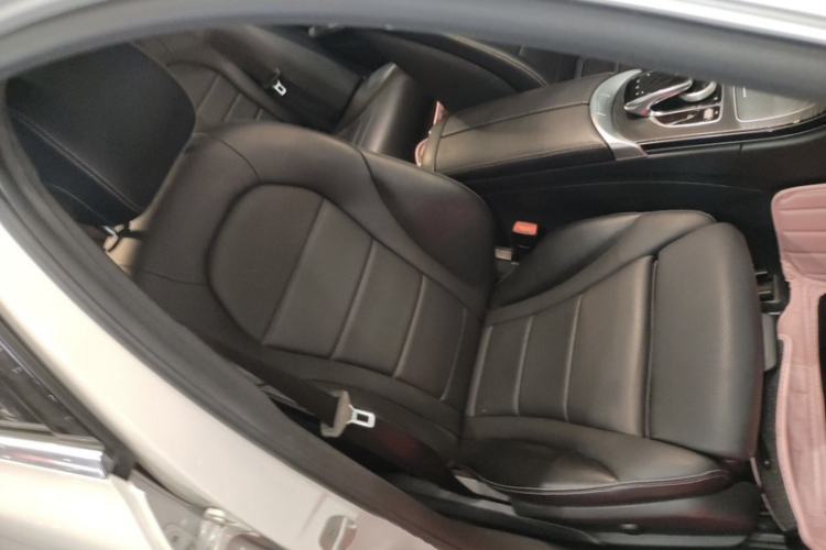 Used Mercedes-Benz C-Class 2016 C 180 Estate Interior 10