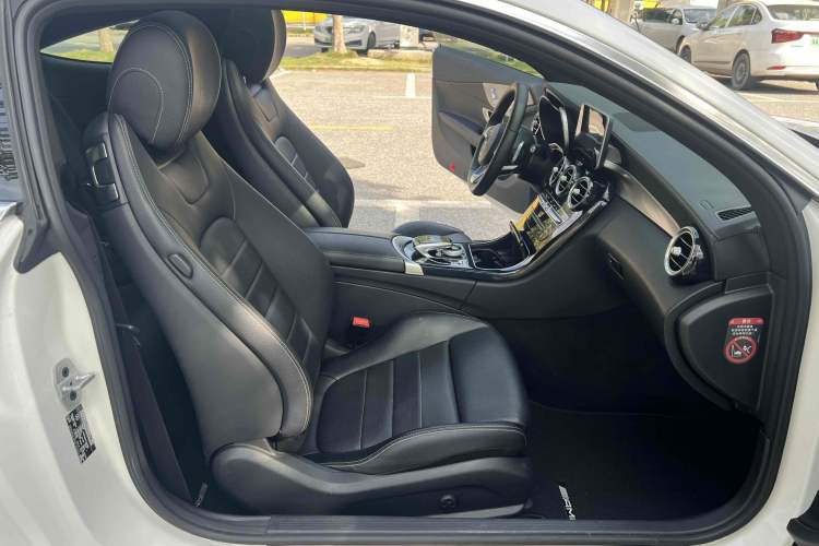 Used Mercedes-Benz C-Class 2016 C 200 Coupe Interior 11