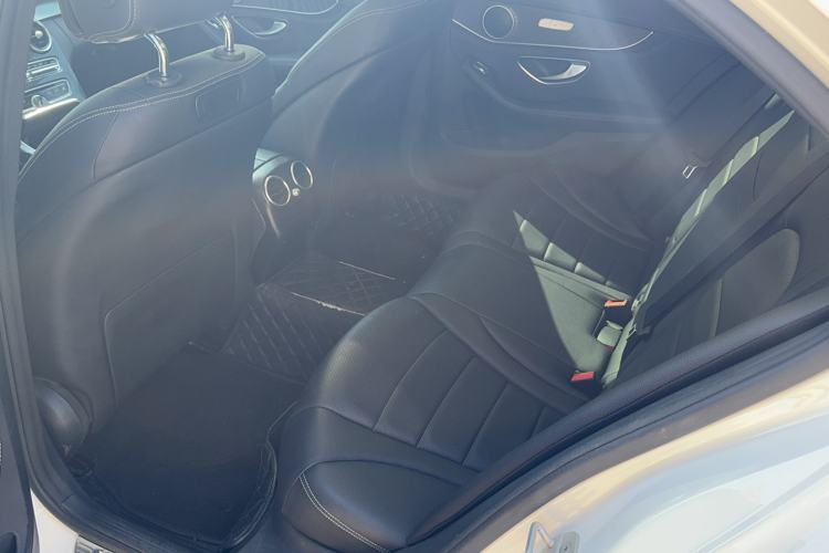 Used Mercedes-Benz C-Class 2016 C 200 L Sport Edition Interior 2