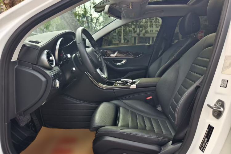 Used Mercedes-Benz C-Class 2016 C 180 L Interior 2