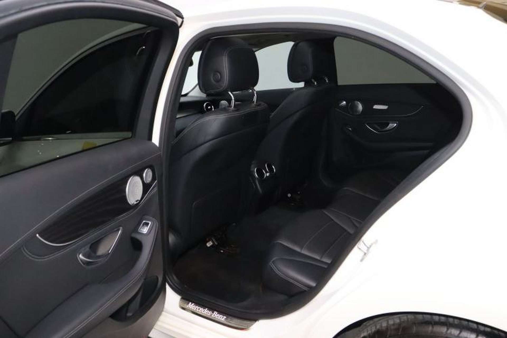 Used Mercedes-Benz C-Class 2016 C 200 L Sport Edition Interior 2