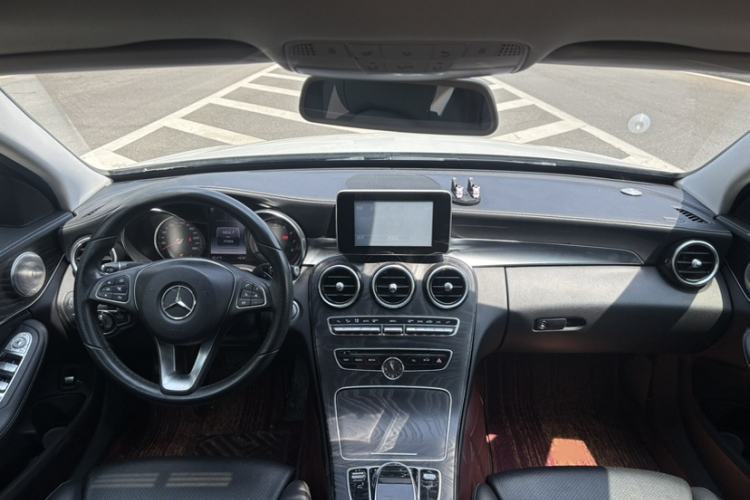 Used Mercedes-Benz C-Class 2016 C 180 L Sport Edition Interior 2