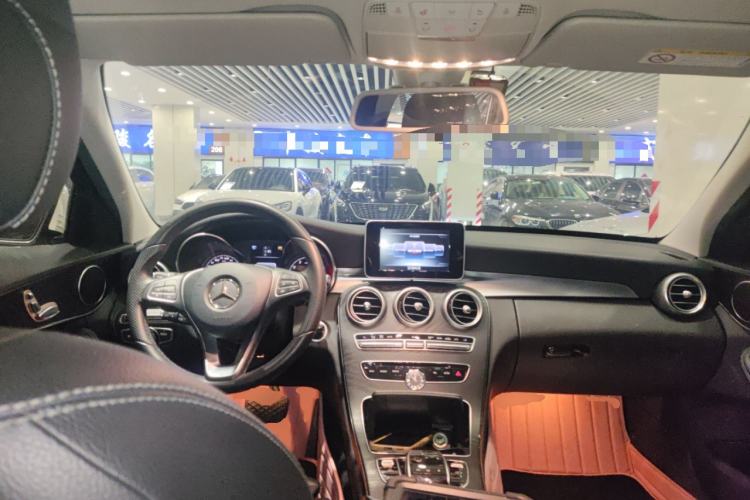 Used Mercedes-Benz C-Class 2016 C 180 Estate Interior 2