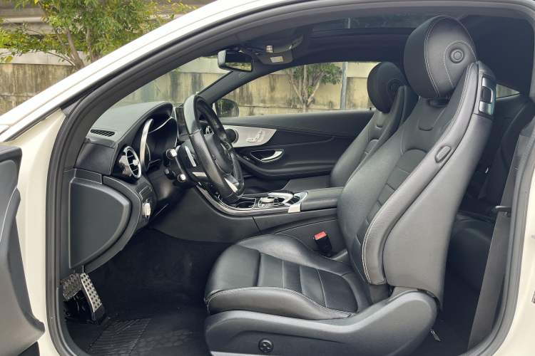 Used Mercedes-Benz C-Class 2016 C 200 Coupe Interior 2