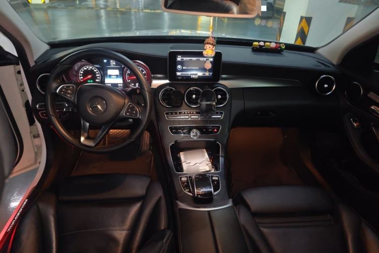 Used Mercedes-Benz C-Class 2016 C 200 L Sport Edition Interior 2