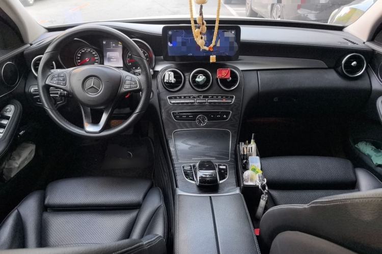 Used Mercedes-Benz C-Class 2016 C 180 L Sport Edition Interior 2