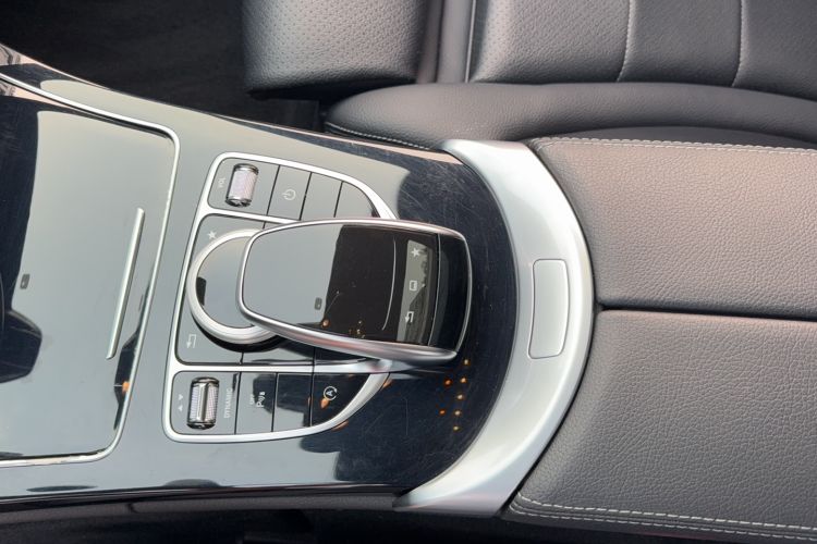 Used Mercedes-Benz C-Class 2016 C 200 Sport Edition Interior 2