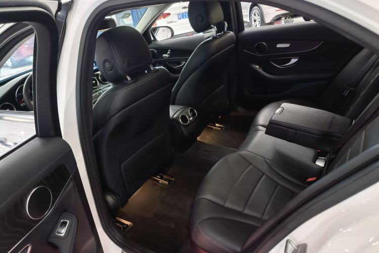 Used Mercedes-Benz C-Class 2016 C 180 L Sport Edition Interior 2